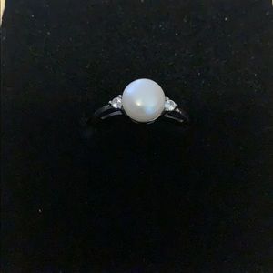 Sterling silver pearl and CZ ring